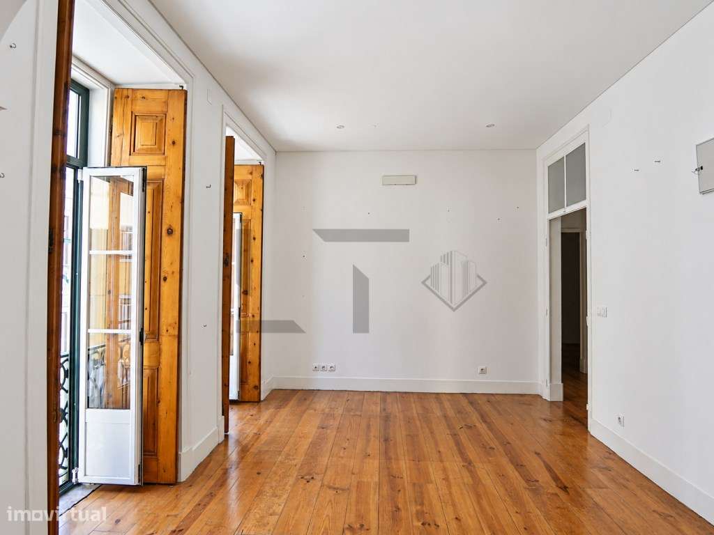 Apartamento T3+1 com Pátio Privado a 2 passos da Av. da LIberdade p...-6