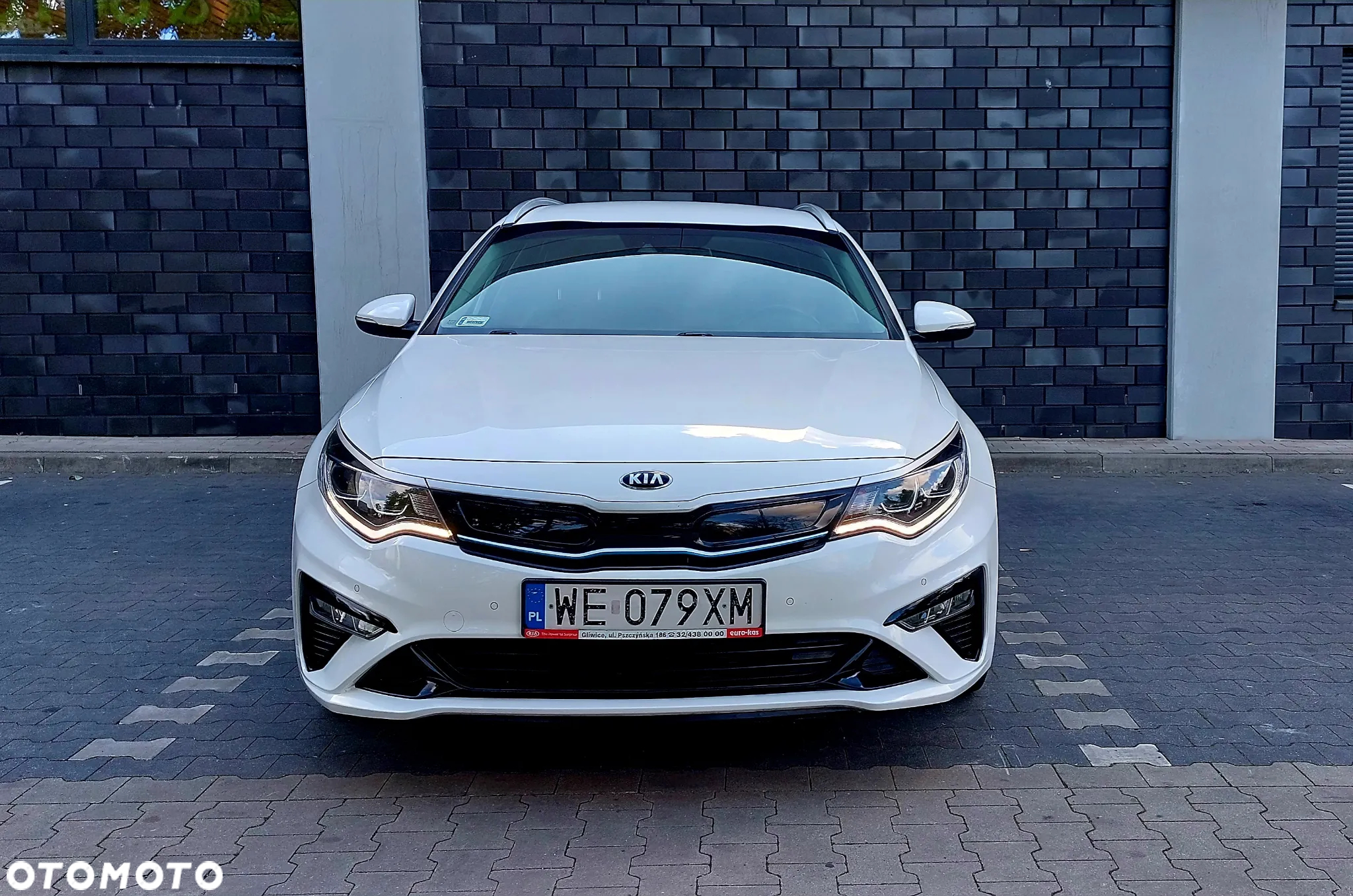 Kia Optima Plug-in Hybrid - 2