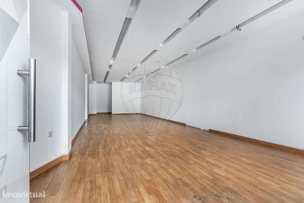 Loja  para arrendamento - Grande imagem: 3/17