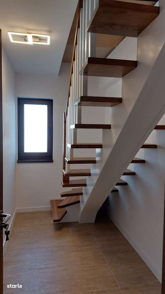 Casa spatioasa cu teren, Sura Mica-16