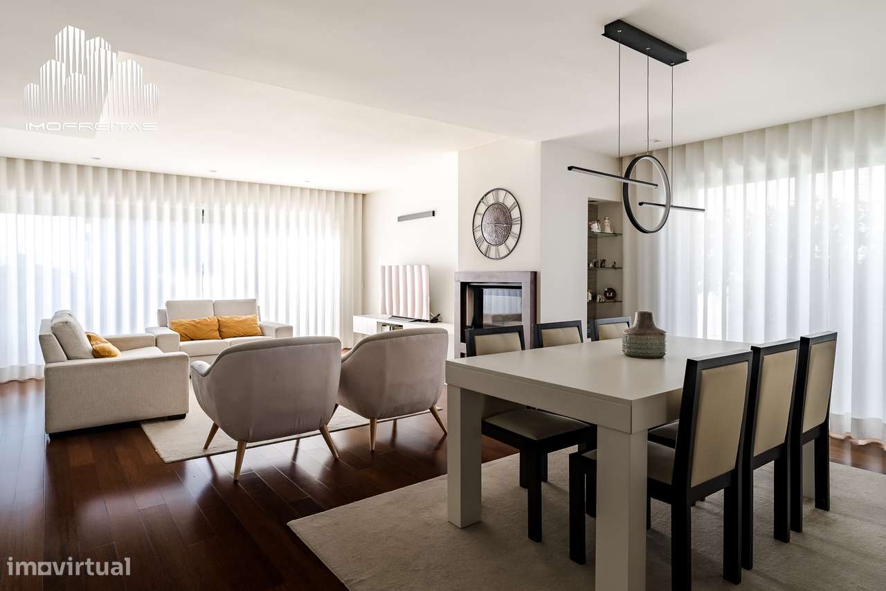 Moradia T4 de Luxo com Piscina numa das Melhores Zonas de Braga! - Grande imagem: 4/40