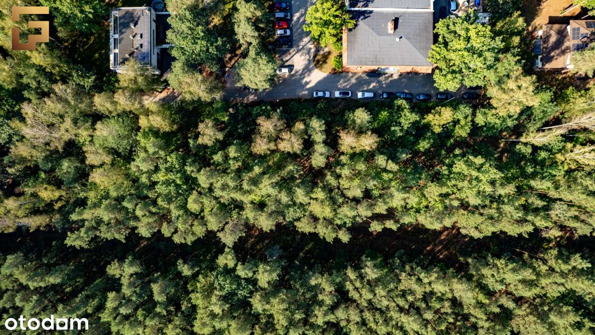 Cicha leśna działka z dobrym dojazdem / Skm-3