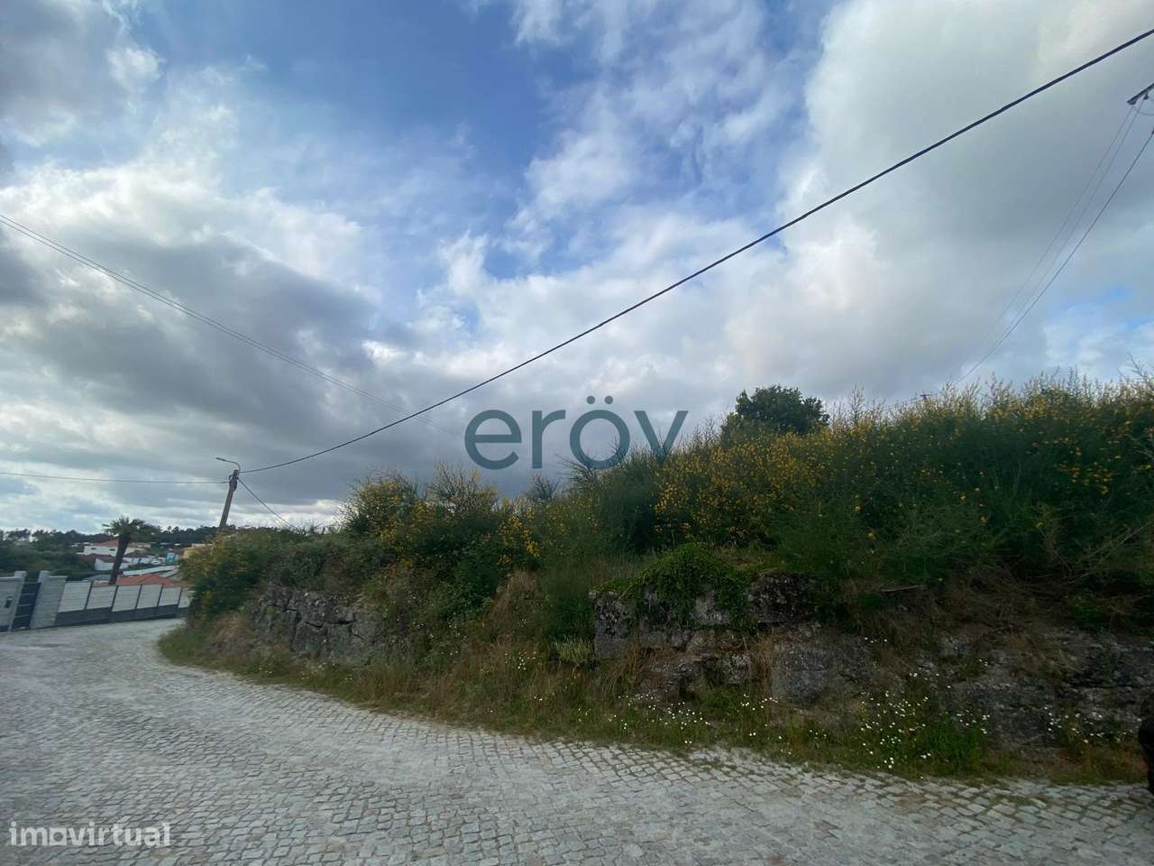 Terreno com Vista Privilegiada em Milhundos, Penafiel – 2.255 m² de Po - Grande imagem: 2/14