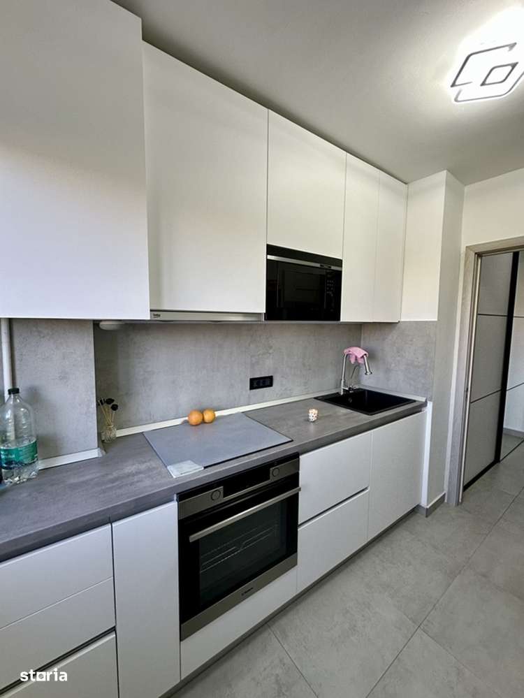 Drumul Taberei, vis a vis Auchan, bloc cu BRD an 1980-2