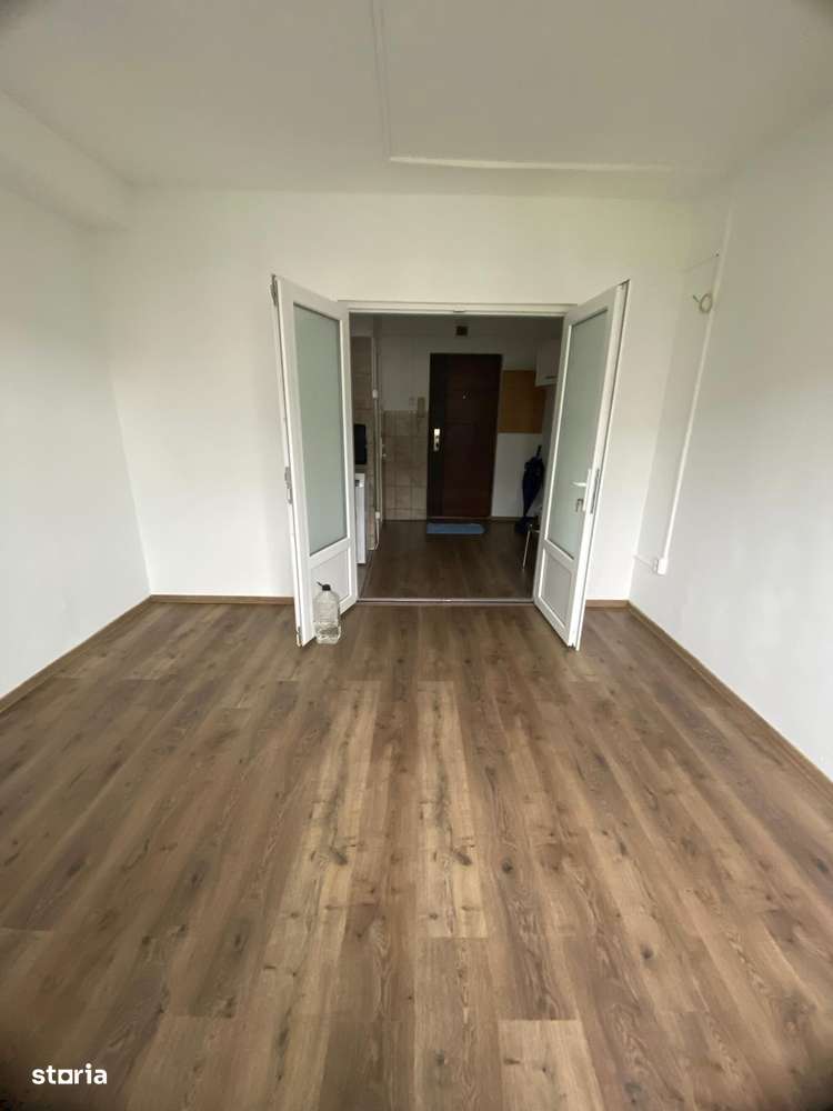 Garsoniera la etajul 2, mobilata si utilata, zonaMilcov - Imagine principală: 5/8