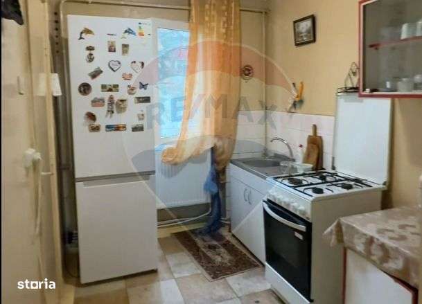 Apartament cu 2 camere de vanzare -Roman-2