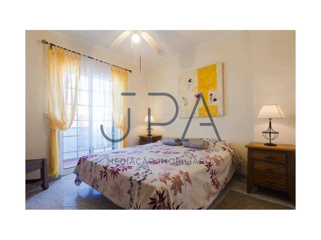 Moradia Isolada V4 +1 com Piscina e Garagem,Quinta do Sobral-11