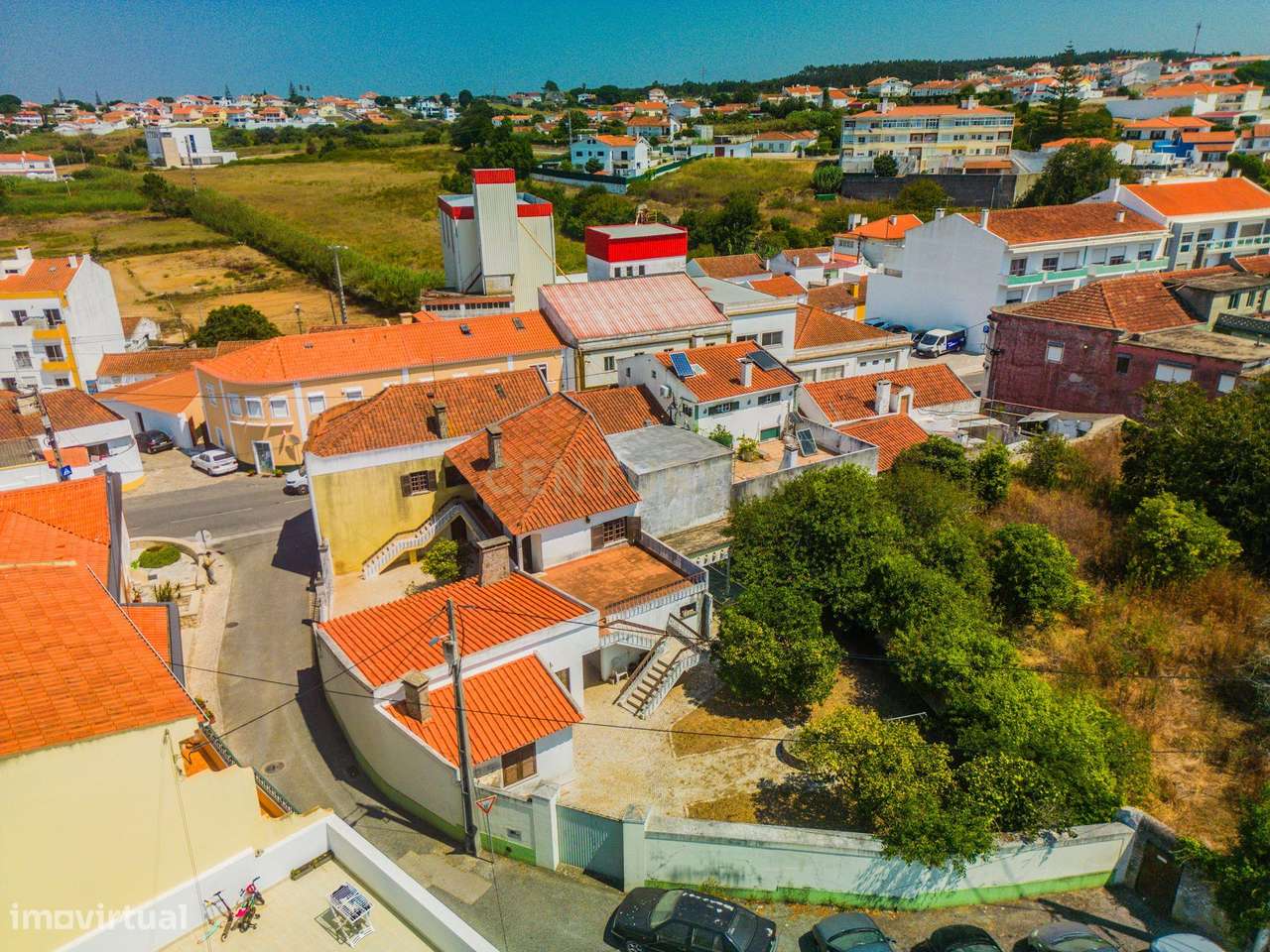 Moradia no Centro das Gaeiras. Uma casa única.-55