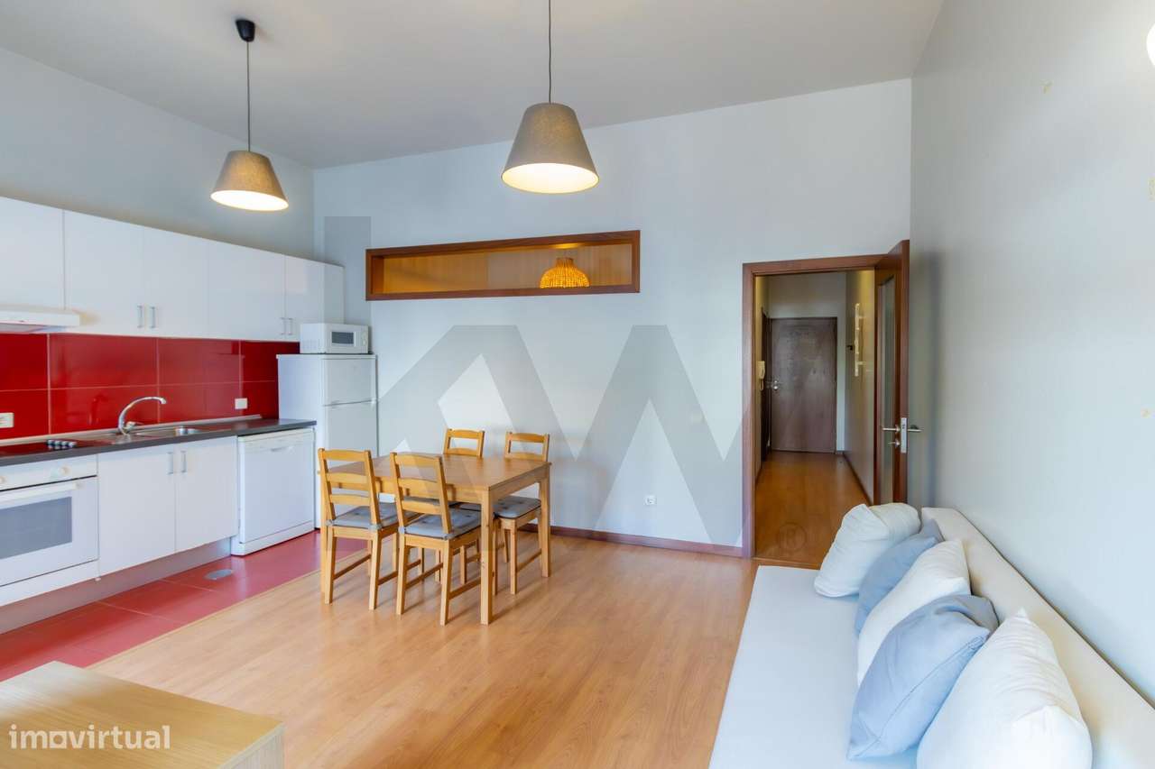 T1 Encantador no Coração do Porto – Reabilitado, Perfeito para Habitaç - Grande imagem: 2/25