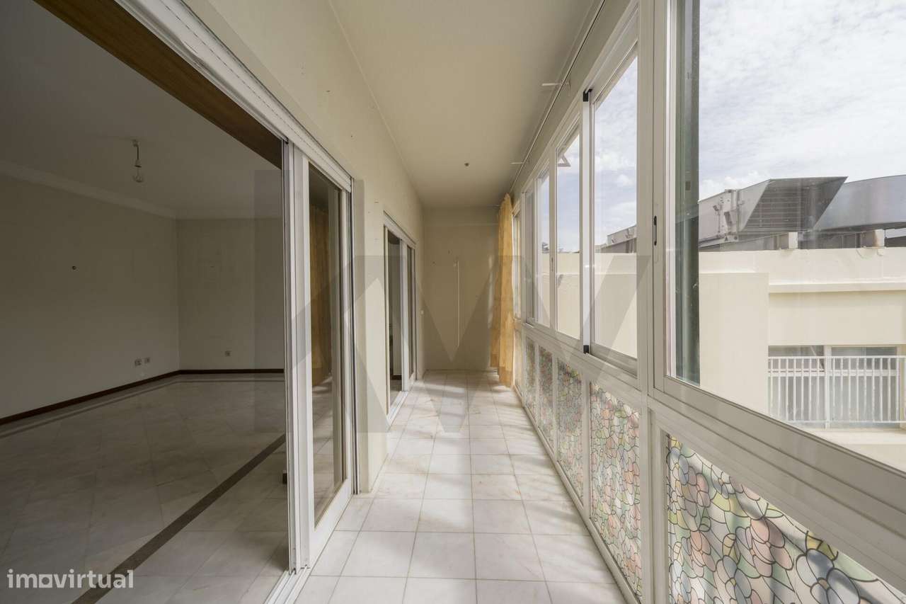 Mais do que um T3 – Um Estilo de Vida no Saldanha - Grande imagem: 5/21