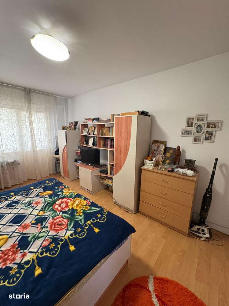 3 camere mircea cel batrin  70 mp bloc turn  125000 euro-8