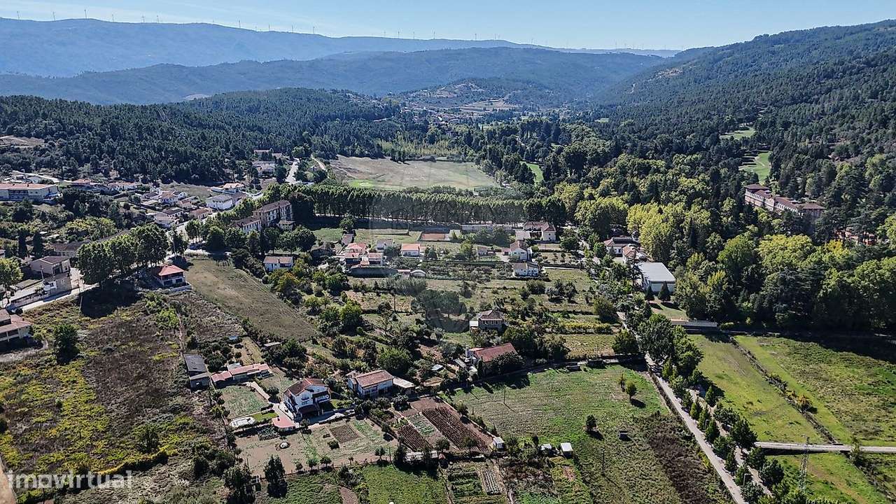 Moradia T4 para venda-18