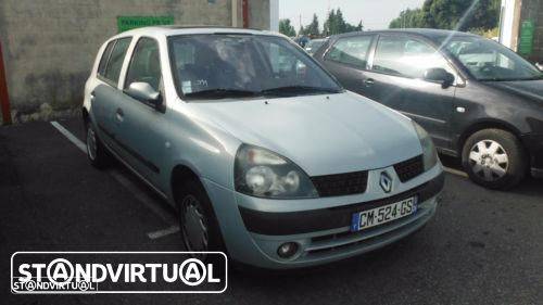 Renault Clio do ano de 2001 a 2008 - 1