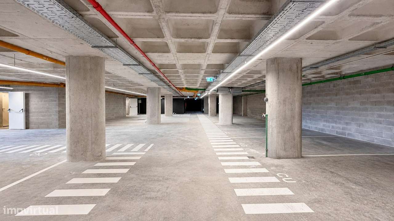T1 com Piscina | Avenida Fernão Magalhães-20