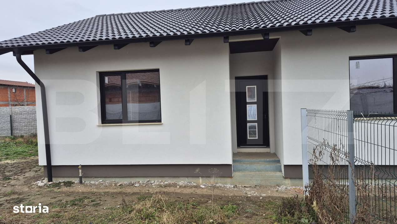 Casa cu 4 camere  semifinisata, 92 mp, teren 400 mp, in Vetis - Imagine principală: 3/19