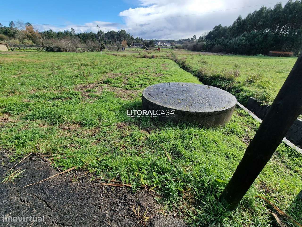 Terreno Industrial - 63 metros de frente - Grande imagem: 3/12