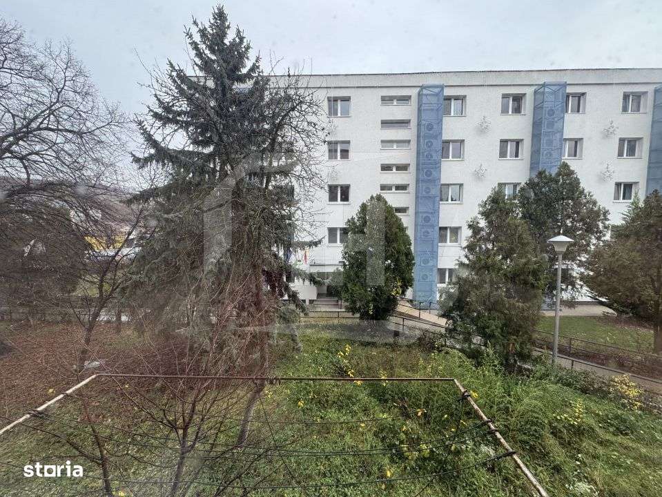 Garsoniera, etaj 1, centrala proprie pe str Fabricii-6