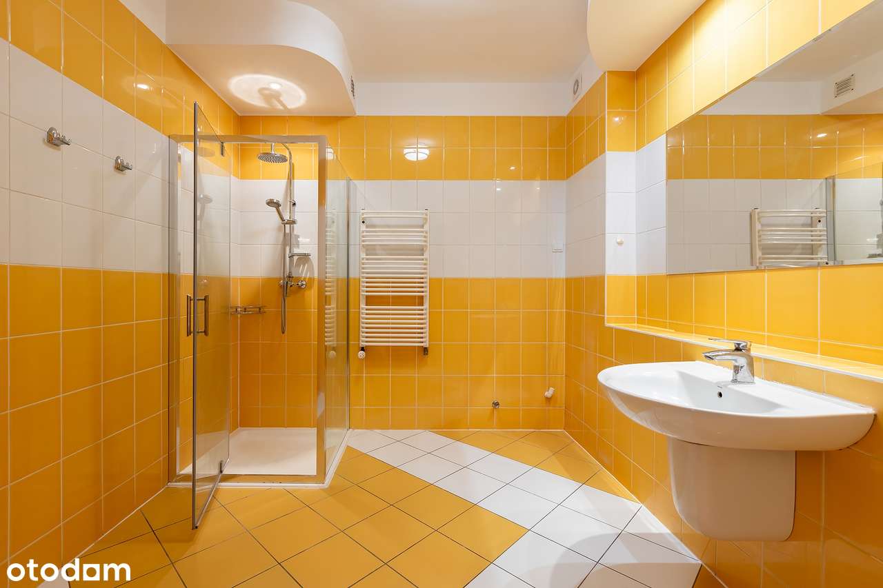 Przestronny dom w Plewiskach, podwójny garaż-9