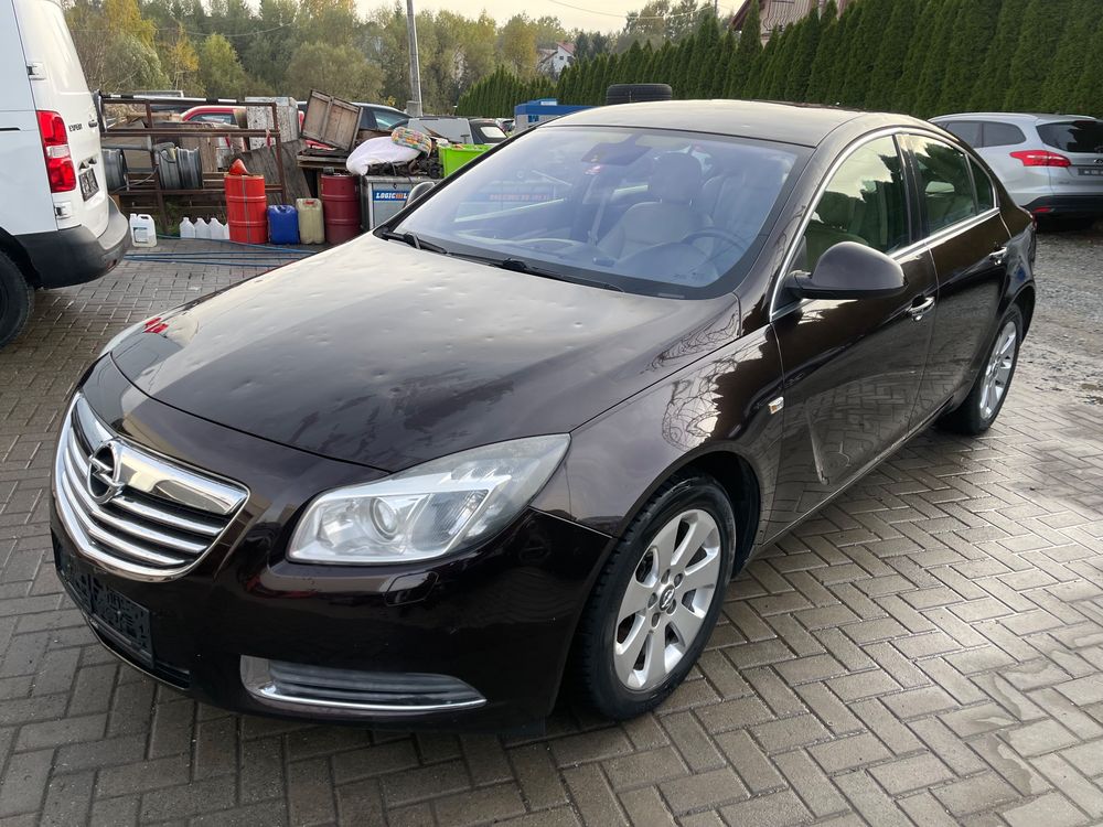 Opel Insignia A 2.0 CDTI Design Edition 2011