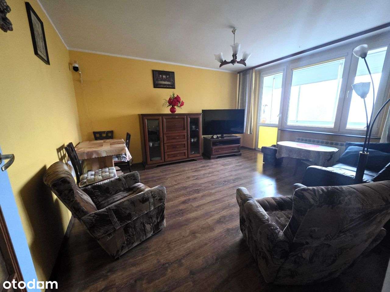 Przepiękne 4-pokojowe mieszkanie przy metrze-2