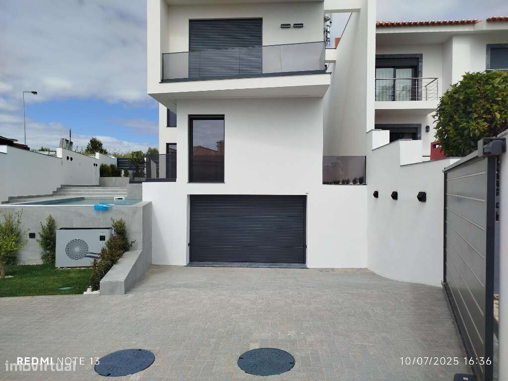 Moradia para venda em Alvide - Cascais-8