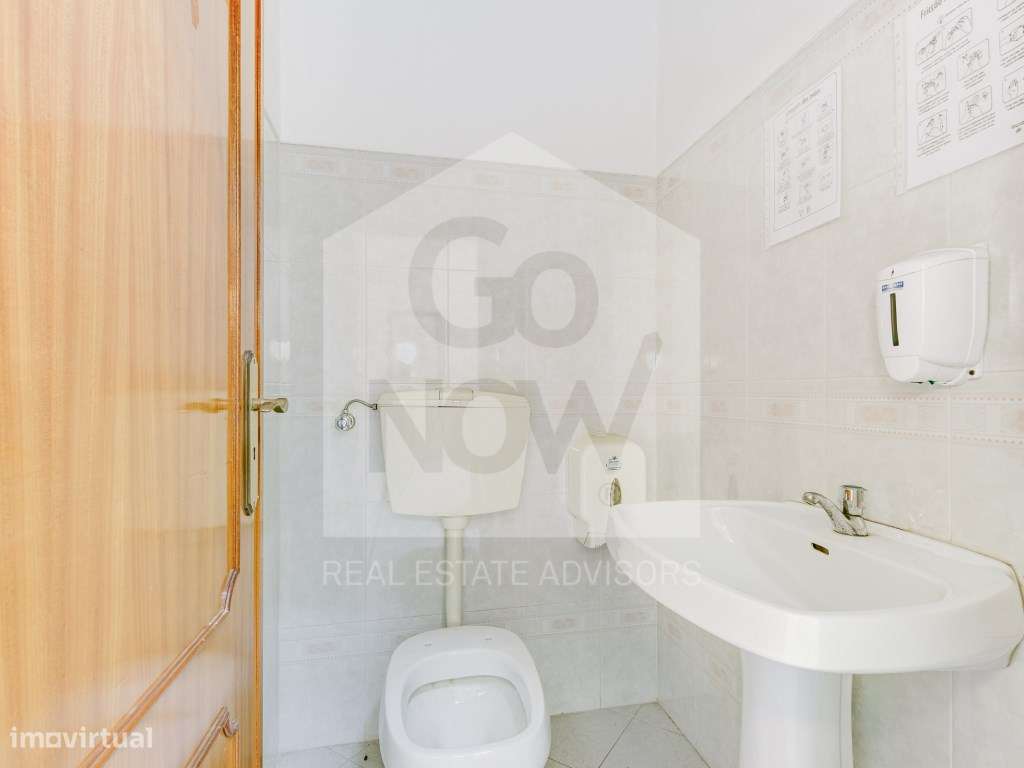 Venda conjunta de dois Escritórios a funcionar como CLÍNICA MÉDICA ...-7