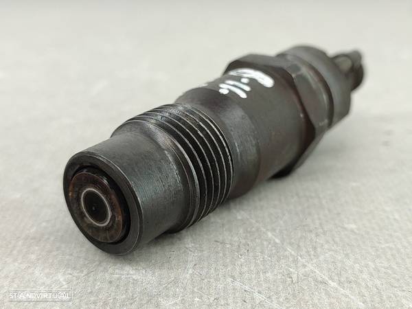 Injector Nissan Primera (P11) - 4