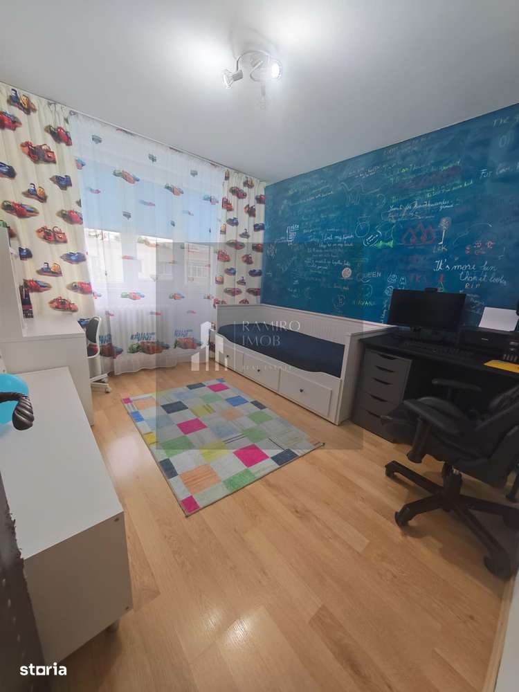 Apartament 4 camere decomandat /centrala- Titan/ Aleea Fetesti