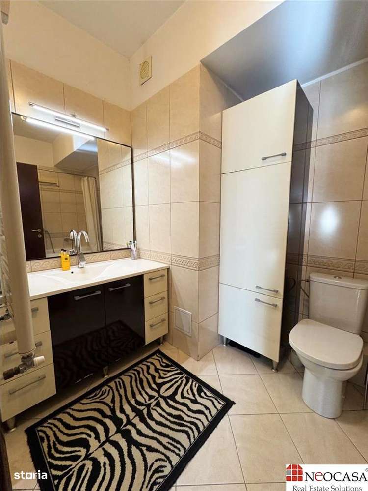 APARTAMENT 4 CAMERE FLOREASCAMOBILAT SI UTILAT MODERNLOC DE PARCARE-5