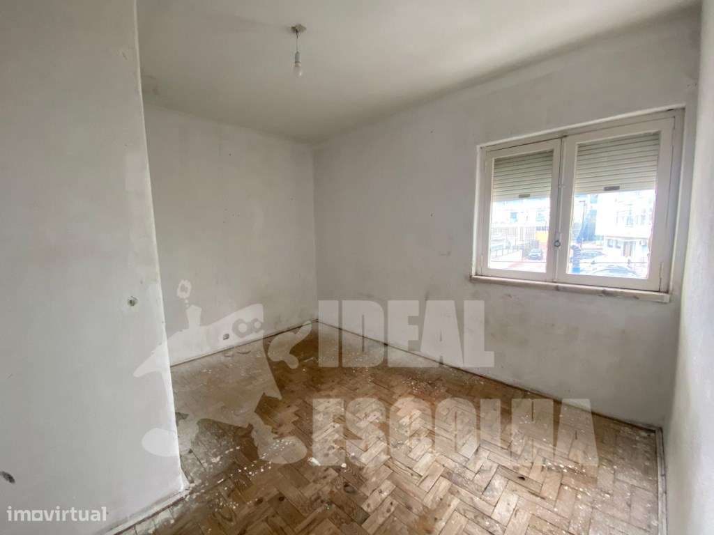 T3 ALMADA BEM LOCALIZADO-10