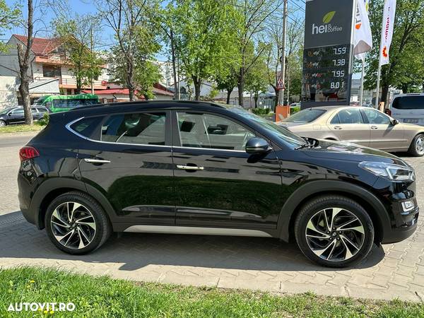 Hyundai Tucson 2.0 CRDI 4WD 8AT Luxury - 10