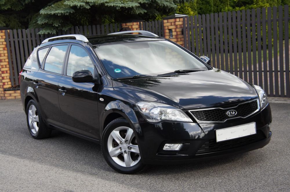 Kia Ceed I (2006-2012) 1.6 CVVT LX 2012