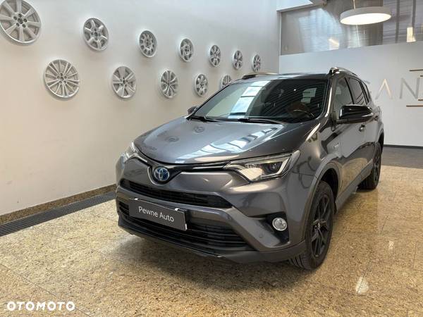 Toyota RAV4 - 1