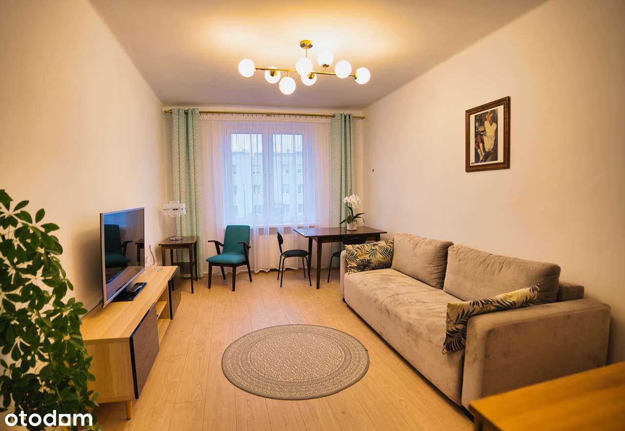 ładne M-3  55m2  blok II piętro oś. Leśne  po remoncie - 439 tyś. zł.-0