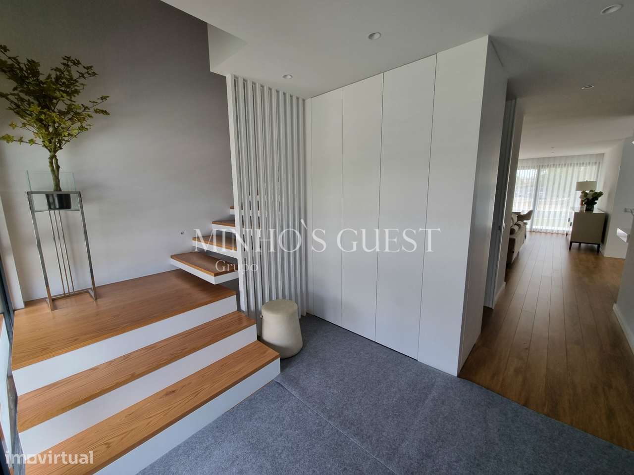 Moradia em Banda c/ 3 Suites e Logradouro - Braga-17