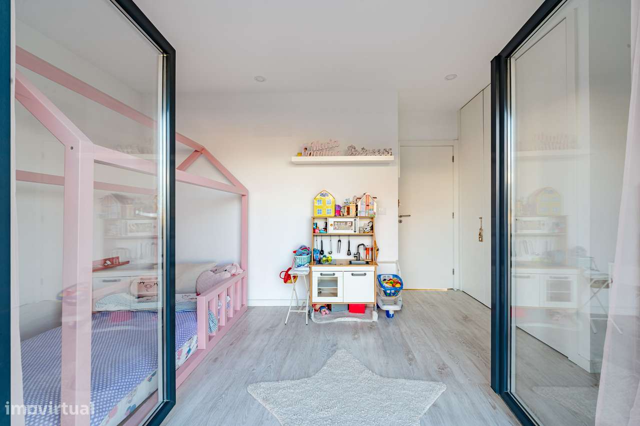 Moradia T3 com Garagem - Fernão Ferro-14