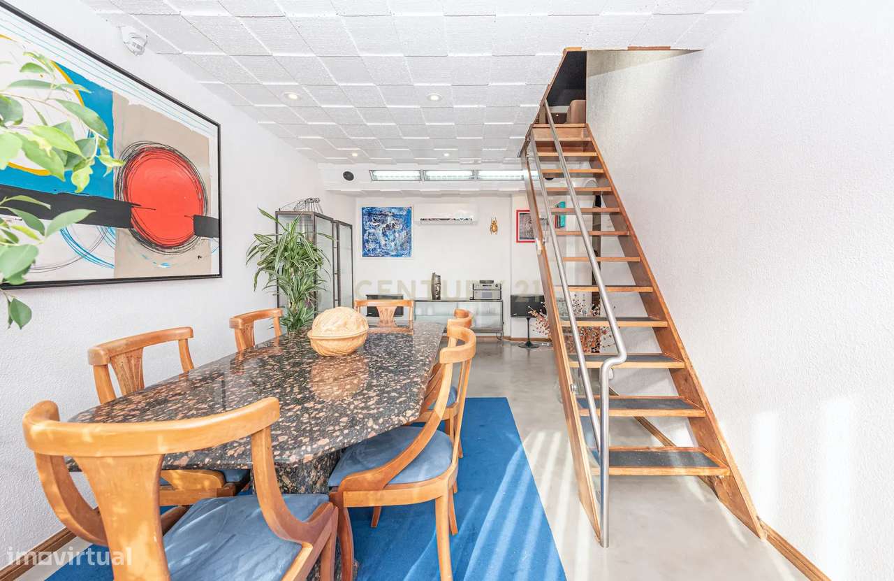 ** RESERVADO ** - Grande imagem: 4/24