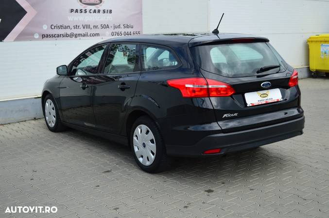 Ford Focus Turnier 1.5 TDCi ECOnetic 88g Start-Stopp-Sy Business - 3