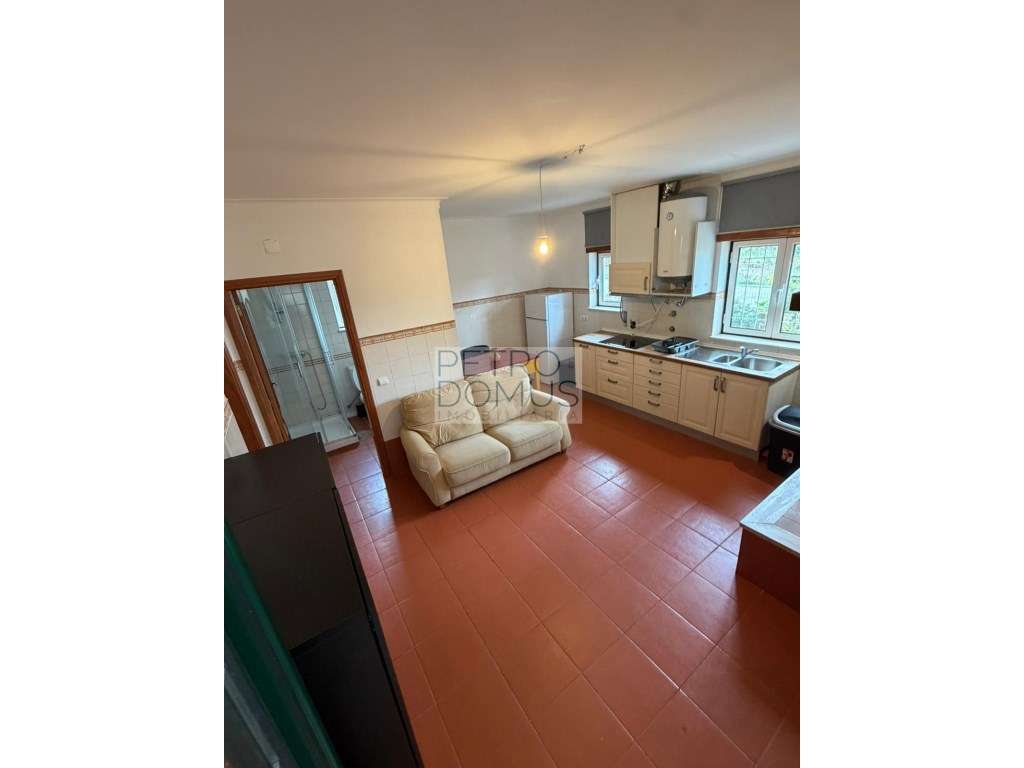 MORADIA GEMINADA - T1 ARRENDAMENTO - Grande imagem: 4/15