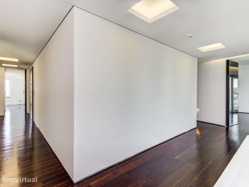 Apartamento T5 + 1 no Condomínio Jardins São Lourenço - Lisboa-6