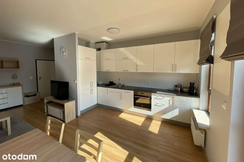 Mieszkanie słoneczne | serce Miasteczka Wilanów-1