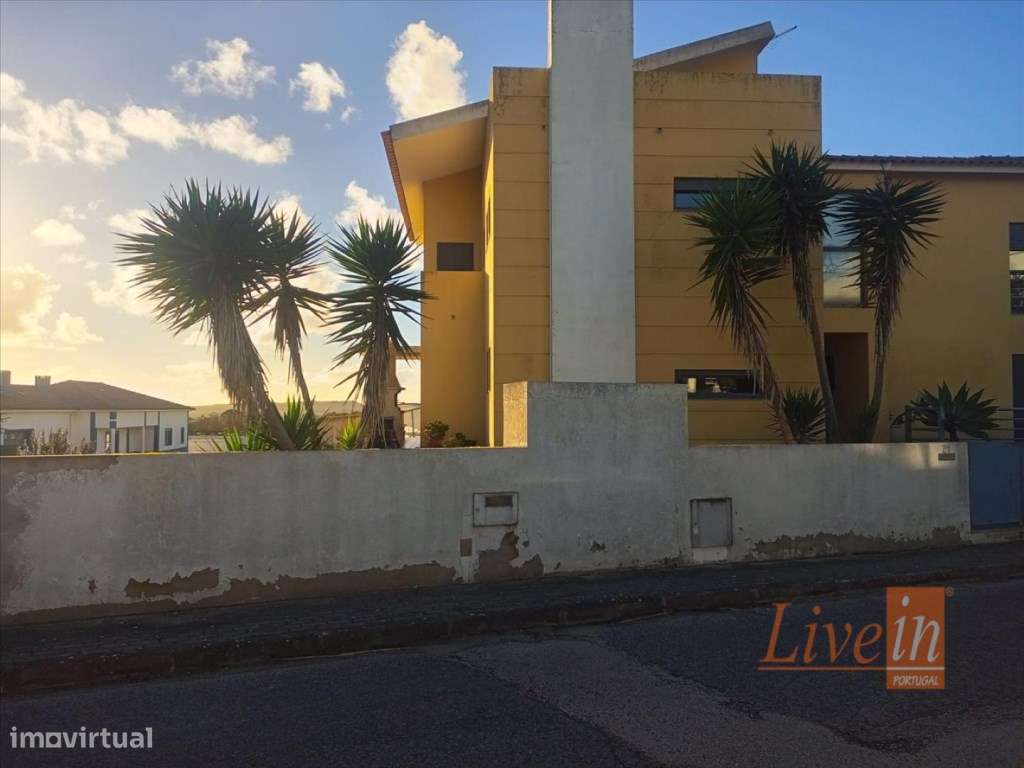 Moradia T5 na Silveira em Torres Vedras - Grande imagem: 5/8