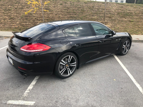 Porsche Panamera Standard - 2