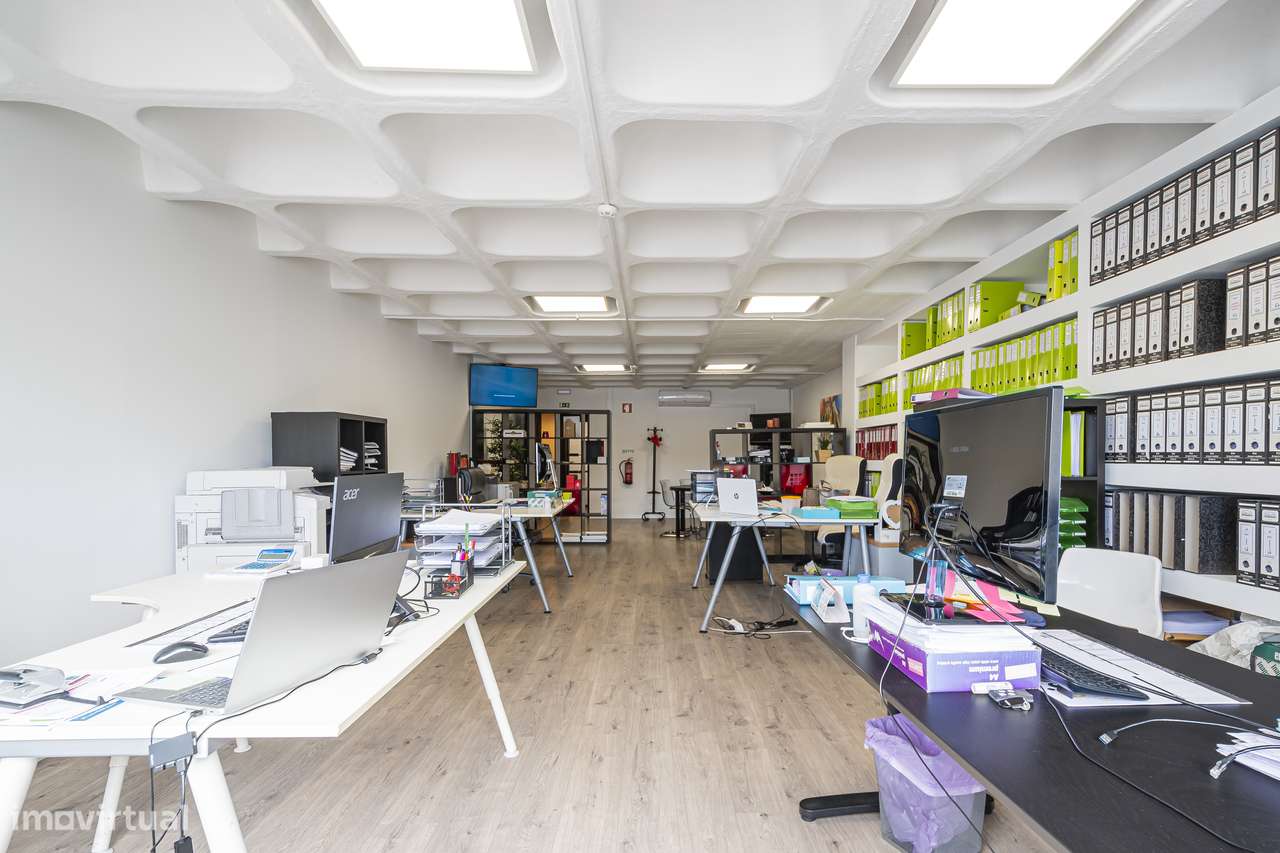 Escritório profissional num centro empresarial completamente novo - Grande imagem: 5/10