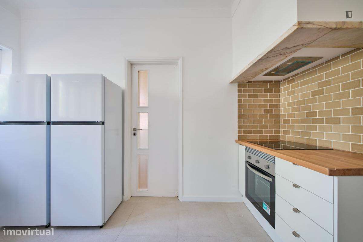 Quarto - localizado em Alvalade Lisbon - Grande imagem: 4/21