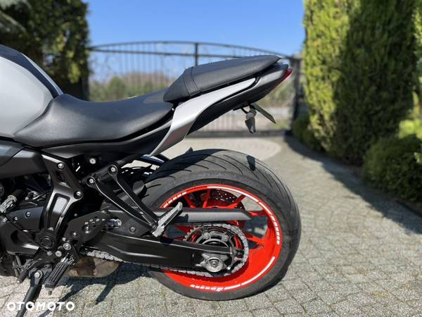 Yamaha MT - 17