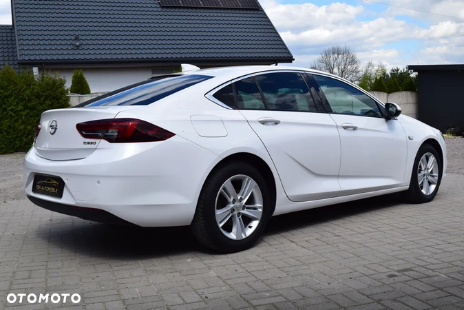 Opel Insignia 1.5 T Innovation S&S - 8