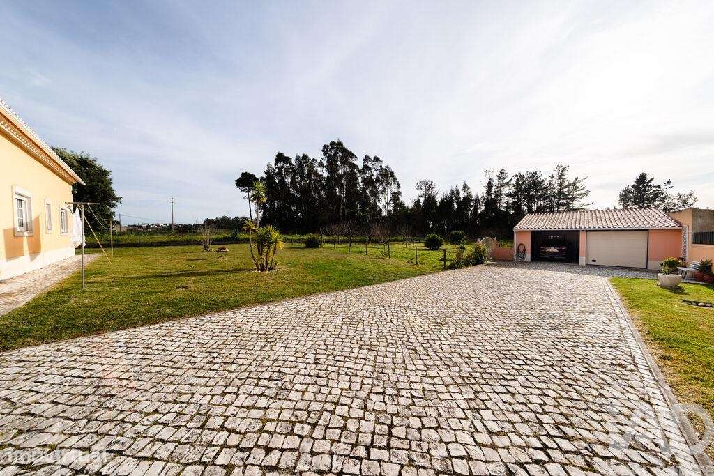 Casa / Villa T3 em Caldas da Rainha - Nossa Senhora do Pópulo, Coto e - Grande imagem: 4/28