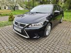 Lexus CT - 4