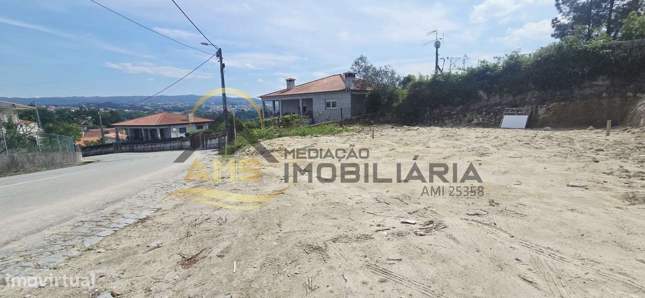 TERRENO DE CONSTRUÇÃO-9